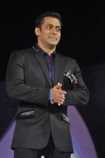 Salman Khan at Big Boss 5 Launch in Mehboob on 29th Sept 2011 (29).JPG